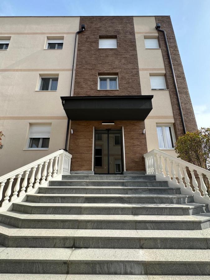 Kame Hotel Belgrade,贝尔格莱德凯美酒店 Ledine Eksteriør billede