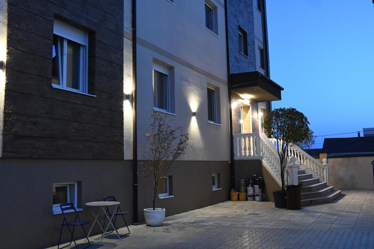 Kame Hotel Belgrade,贝尔格莱德凯美酒店 Ledine Eksteriør billede