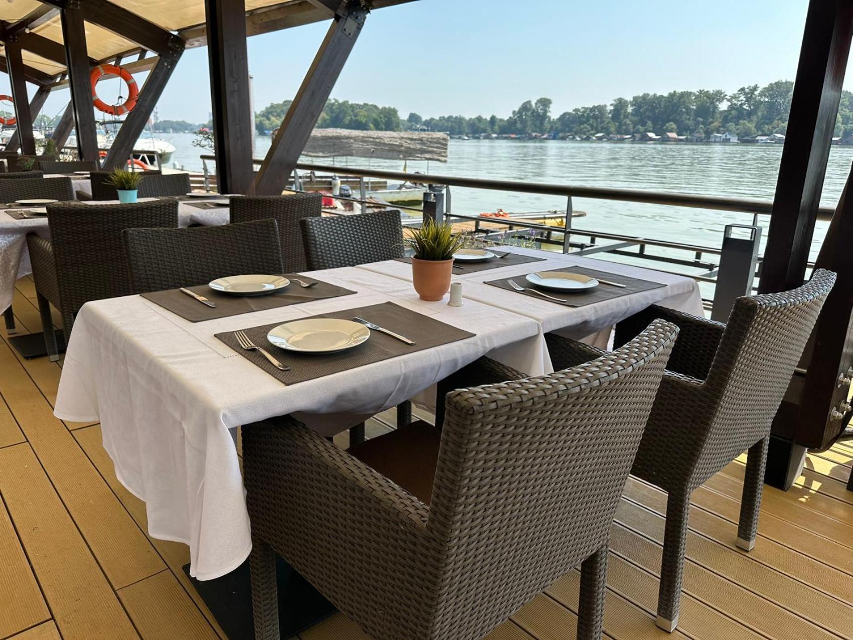 Kame Hotel Belgrade,贝尔格莱德凯美酒店 Ledine Eksteriør billede